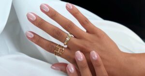 wedding nails natural
