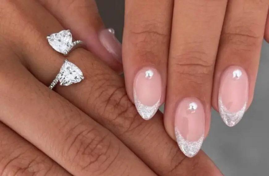 pearl wedding nails